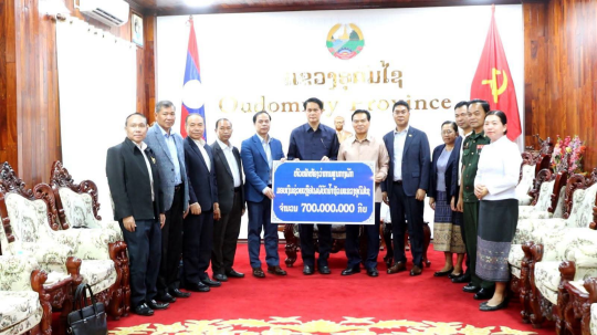 Phet Phomphiphak Inspects Flood Recovery Efforts in Oudomxay